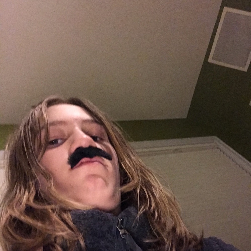 Meet your Posher, Violeta